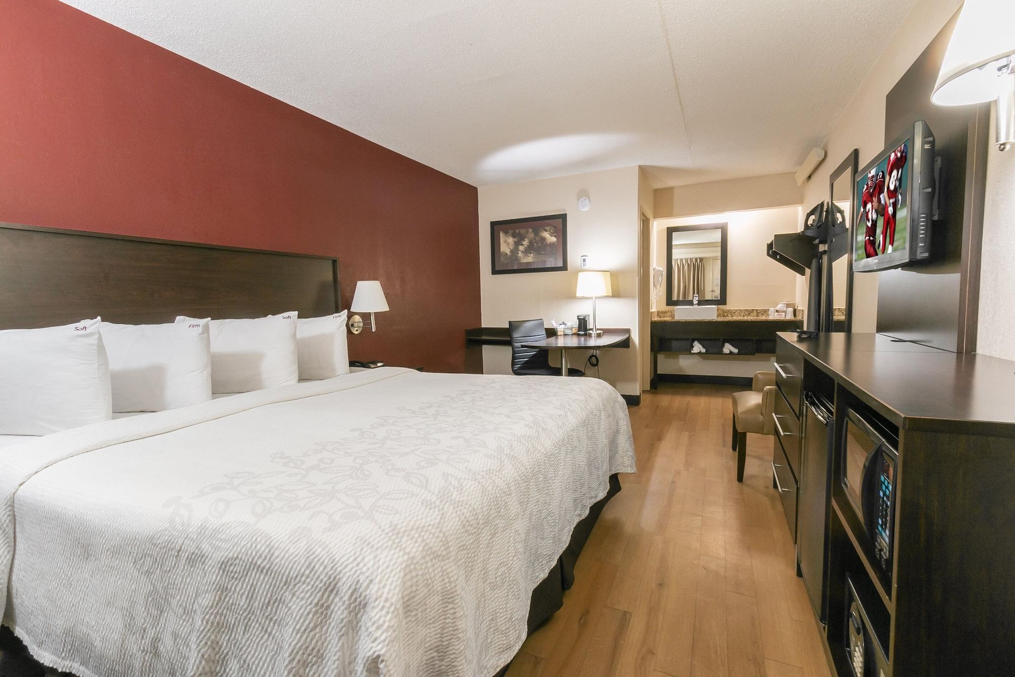 Red Roof Inn Plus+ Washington Dc Rockville Exterior photo