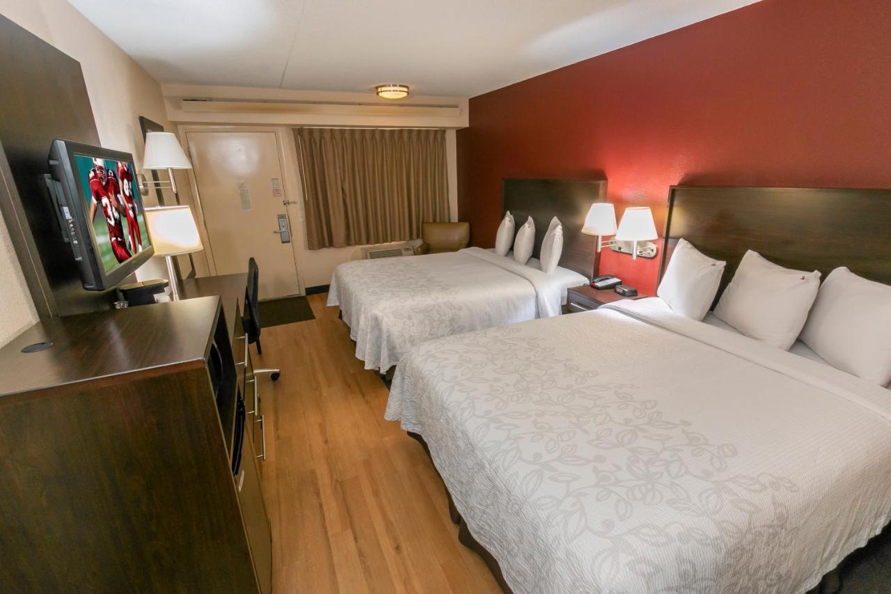 Red Roof Inn Plus+ Washington Dc Rockville Exterior photo